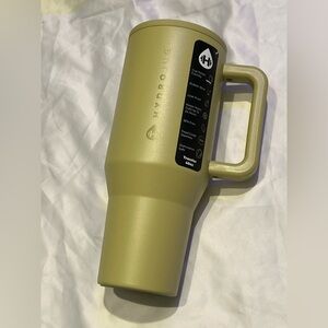 HydroJug Traveler 40oz in Olive NWT